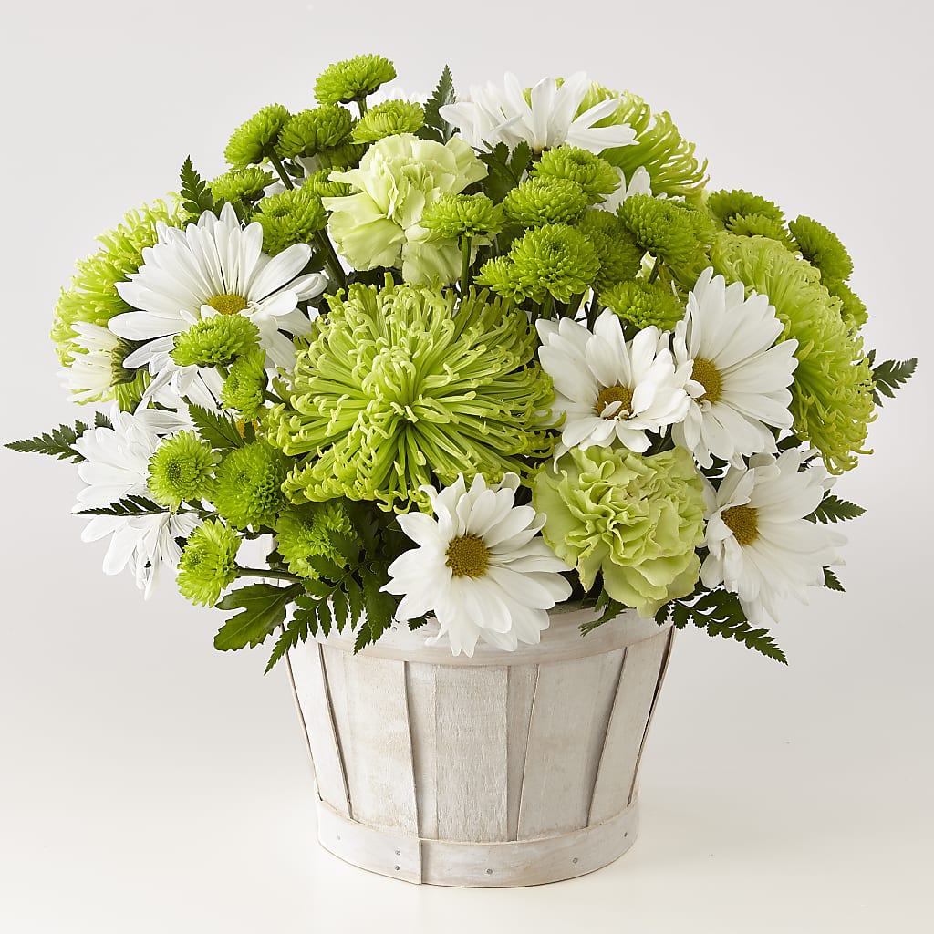 Lucky Charm Basket (Standard) – Savannah Flower Market, Savannah GA