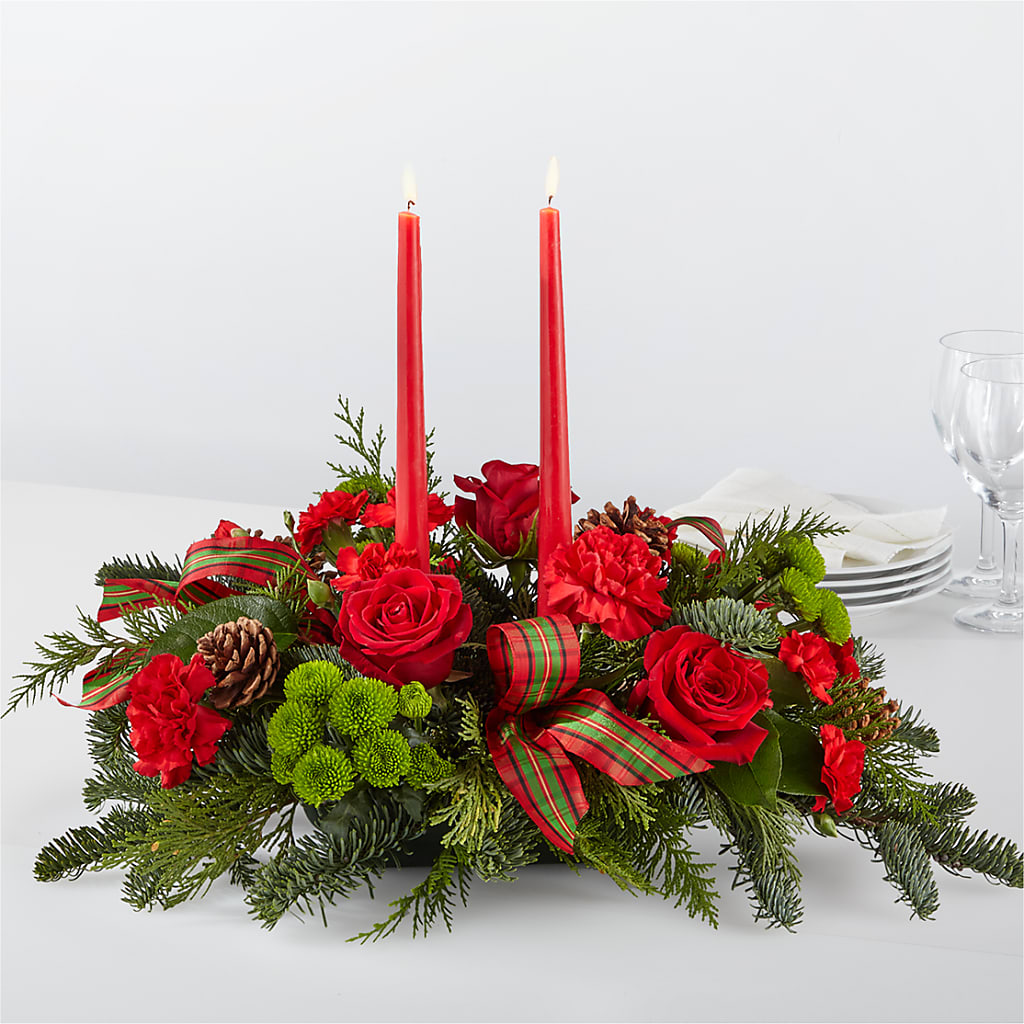 By the Candlelight Centerpiece – Savannah Flower Market, Savannah GA