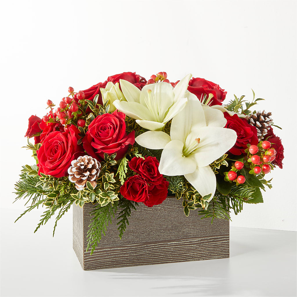 Snowy Wonderland Bouquet – Savannah Flower Market, Savannah GA