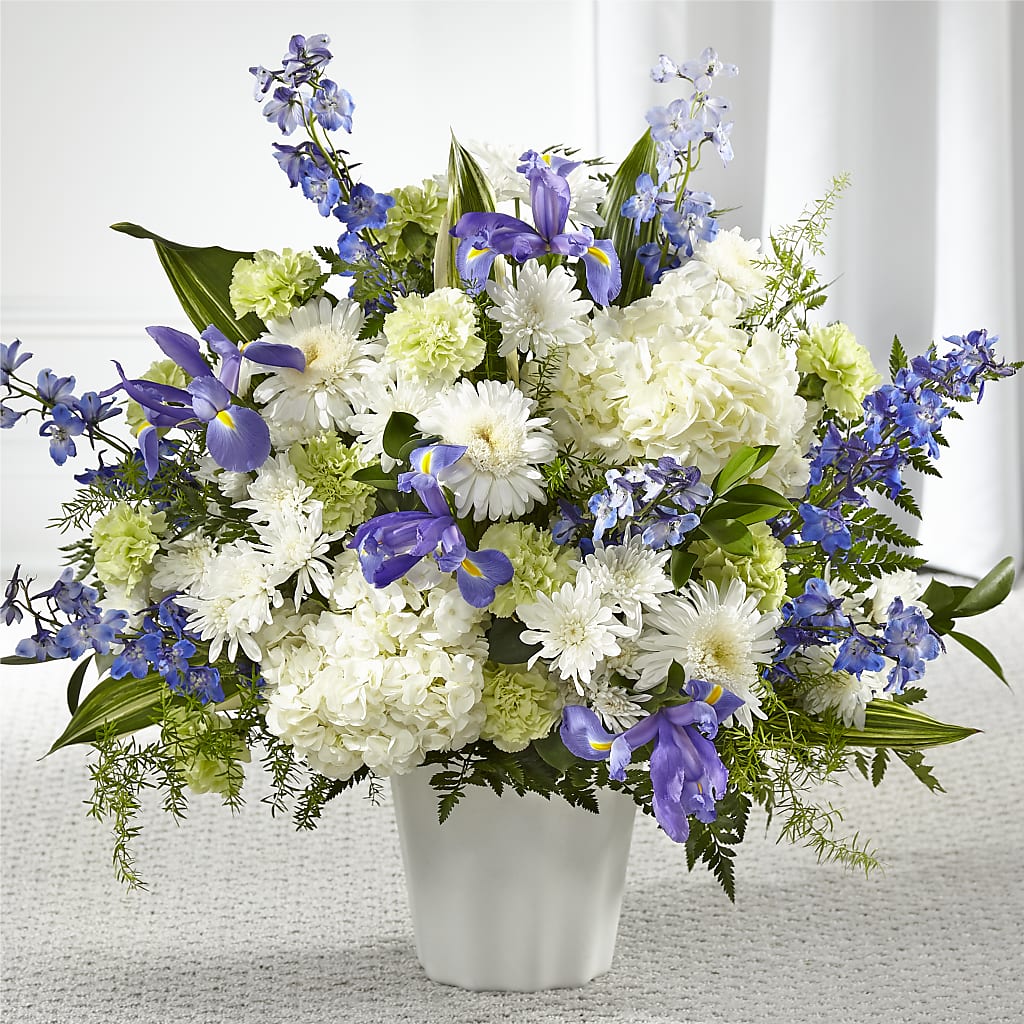 Soft Serenity Floor Basket – Savannah Flower Market, Savannah GA