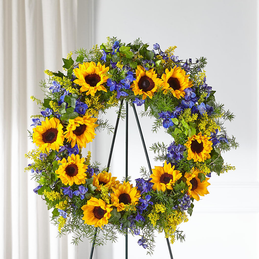 Bright Rays Wreath – Savannah Flower Market, Savannah GA