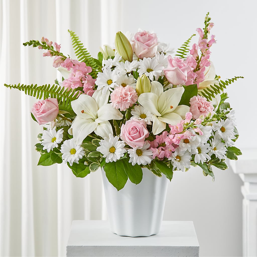 Soft Touch Tabletop Basket – Savannah Flower Market, Savannah GA