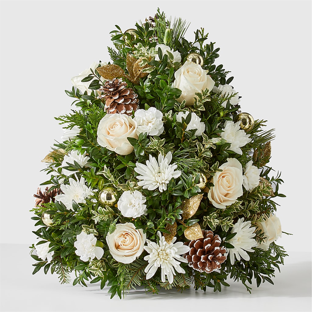 Snowed In Tree – Savannah Flower Market, Savannah GA