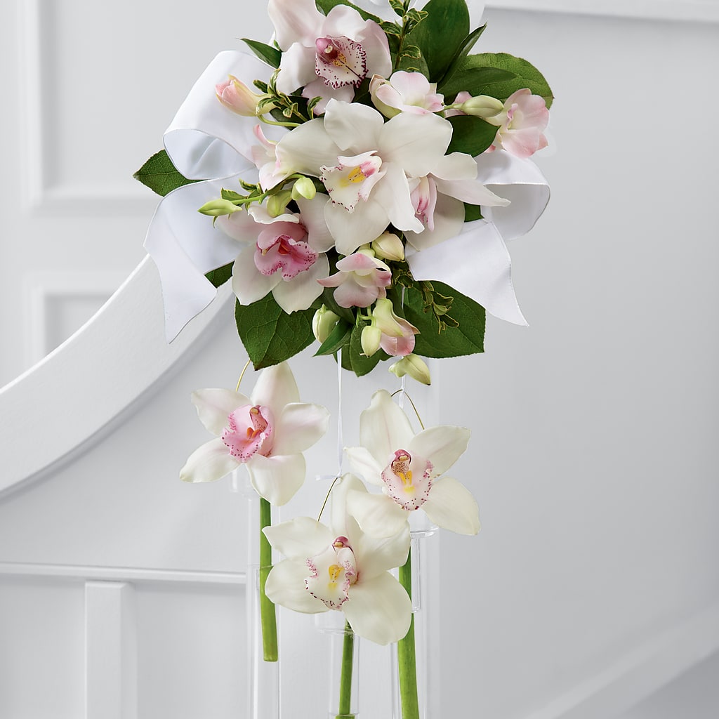 Perfect Entrance Pew Arrangement – Savannah Flower Market, Savannah GA