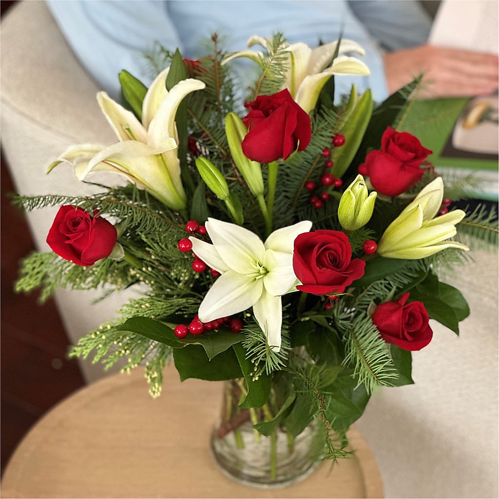 Sparkling Snowflakes Bouquet –  Savannah Flower Market, Savannah GA