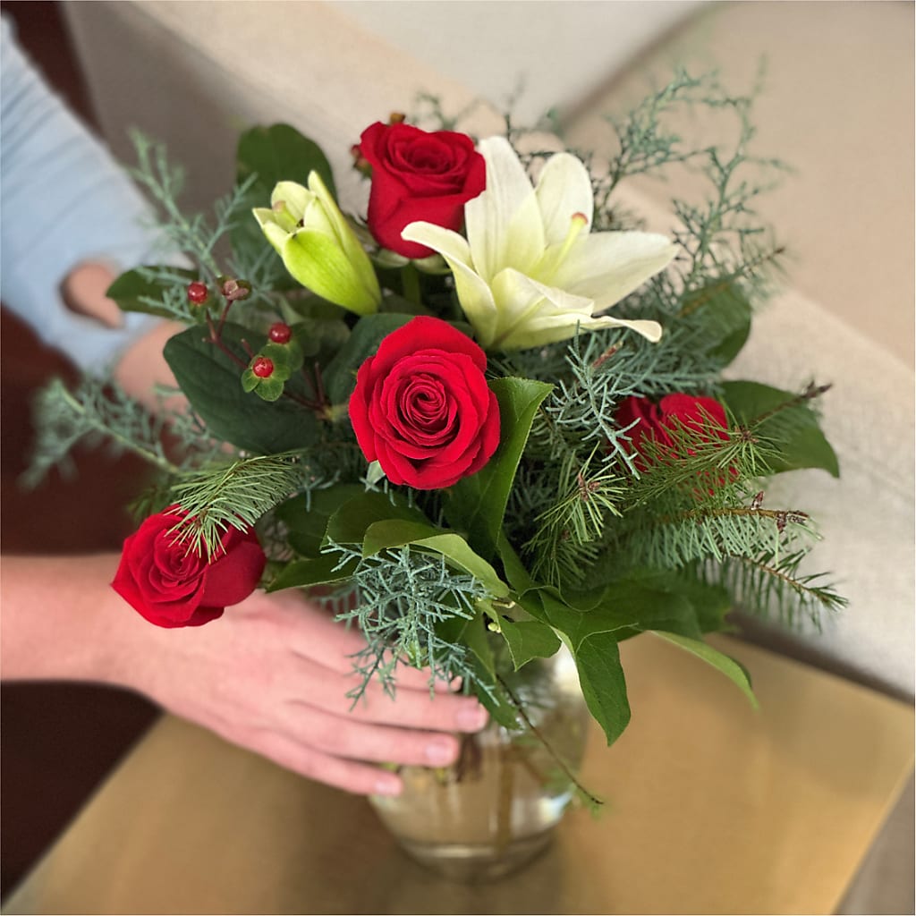 Glittering Lights Bouquet –  Savannah Flower Market, Savannah GA