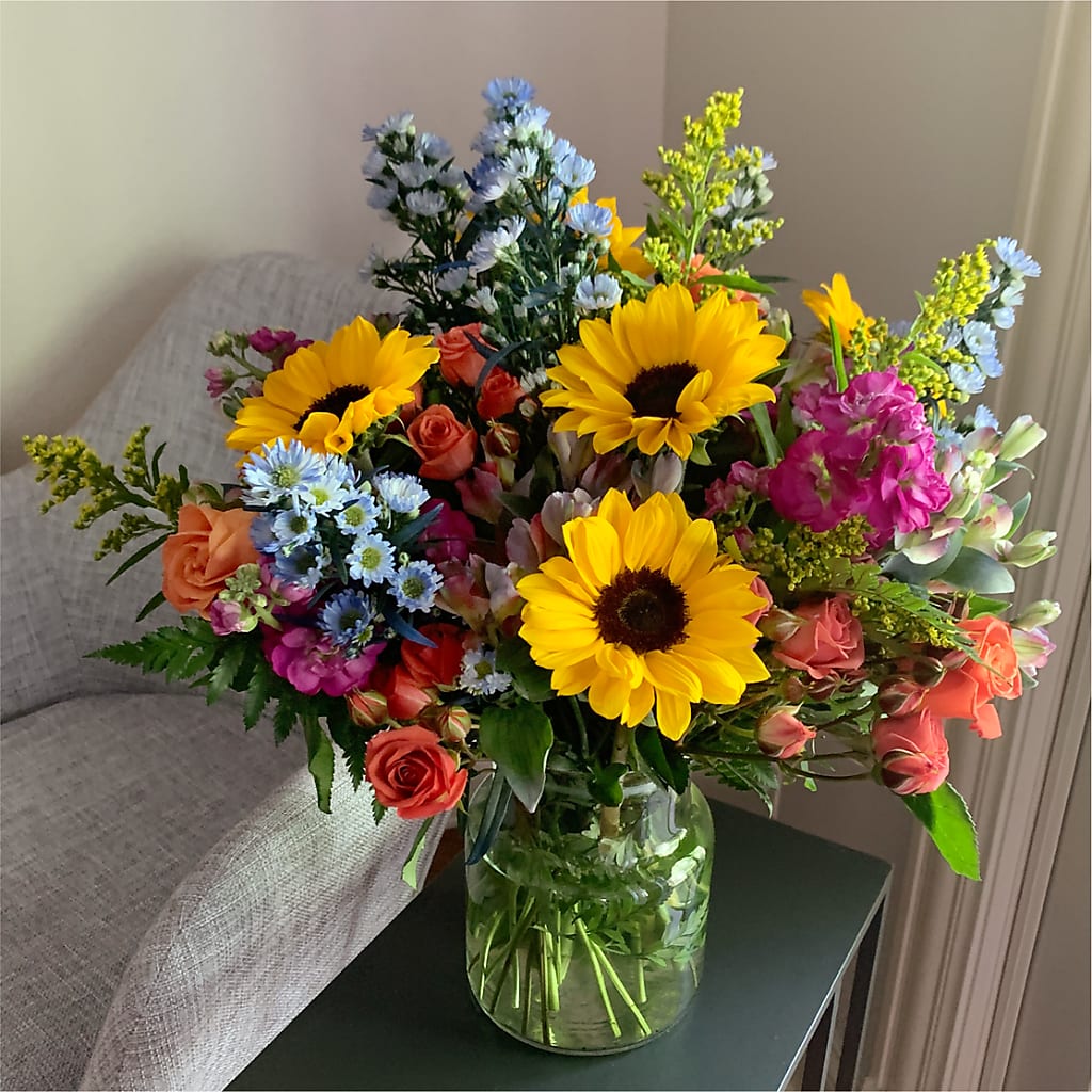 Rays of Life Bouquet –  Savannah Flower Market, Savannah GA