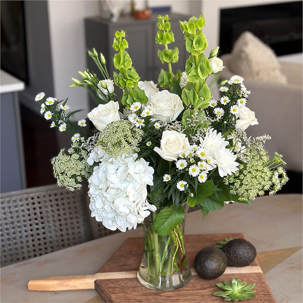 Classic Ivory – A Florist Original –  Savannah Flower Market, Savannah GA
