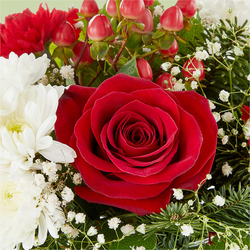 Chance of Flurries Bouquet –  Savannah Flower Market, Savannah GA
