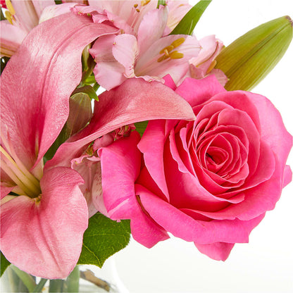 Lots of Love Bouquet –  Savannah Flower Market, Savannah GA