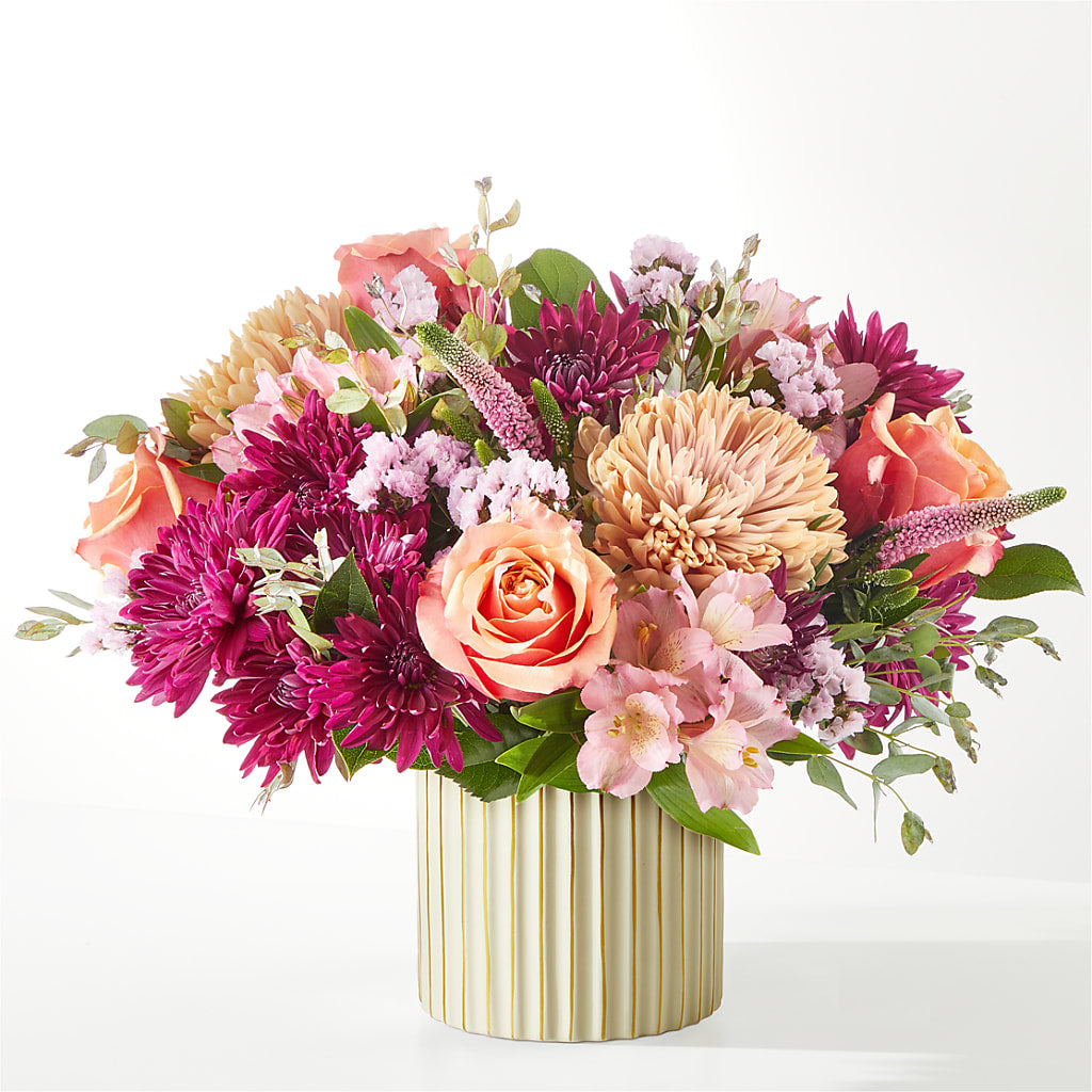 Berry Cobbler Bouquet with Ivory Vase –  Savannah Flower Market, Savannah GA