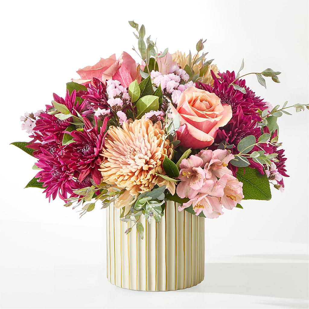 Berry Cobbler Bouquet with Ivory Vase –  Savannah Flower Market, Savannah GA