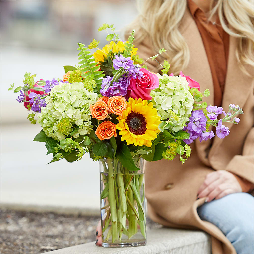 Vibrant Greetings Bouquet –  Savannah Flower Market, Savannah GA