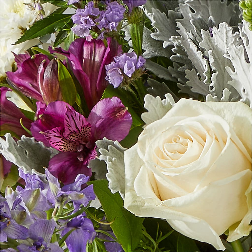 Shooting Star Bouquet –  Savannah Flower Market, Savannah GA