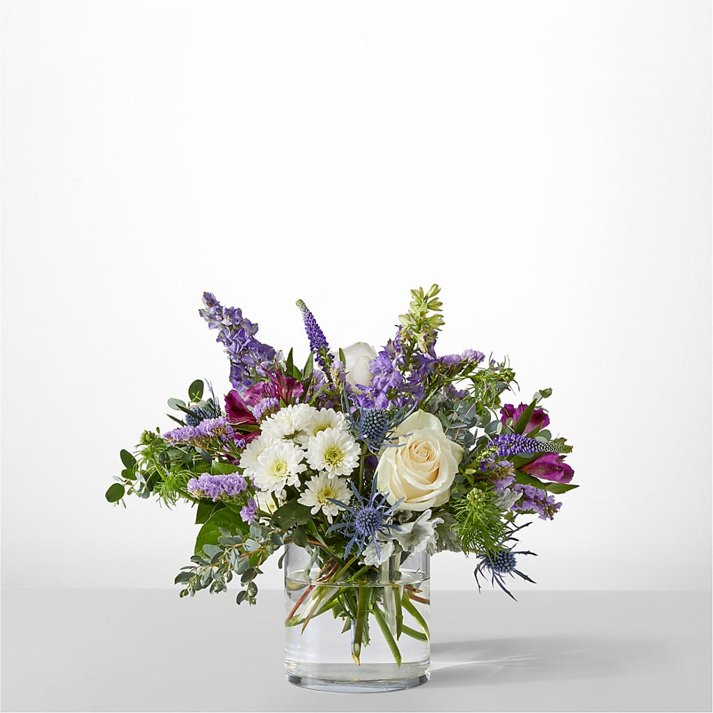 Shooting Star Bouquet –  Savannah Flower Market, Savannah GA