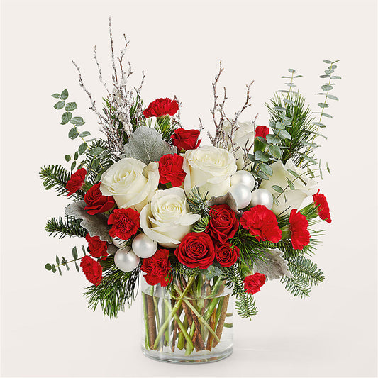 Trimming the Tree Bouquet –  Savannah Flower Market, Savannah GA