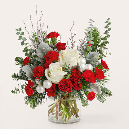 Trimming the Tree Bouquet –  Savannah Flower Market, Savannah GA