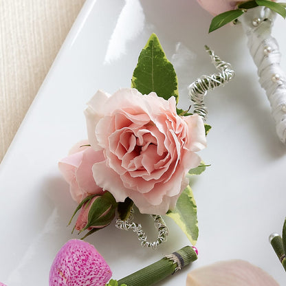Pink Spray Rose Boutonniere –  Savannah Flower Market, Savannah GA