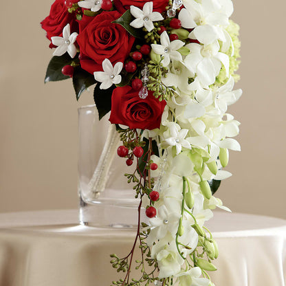 Here Comes the Bride Bouquet –  Savannah Flower Market, Savannah GA